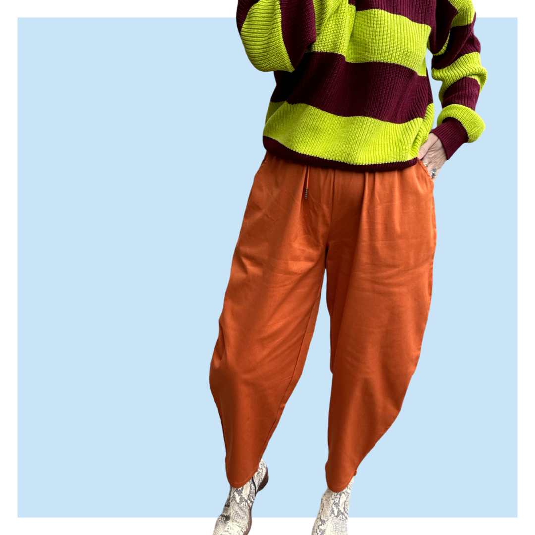 Carrot Pants - Burnt Orange