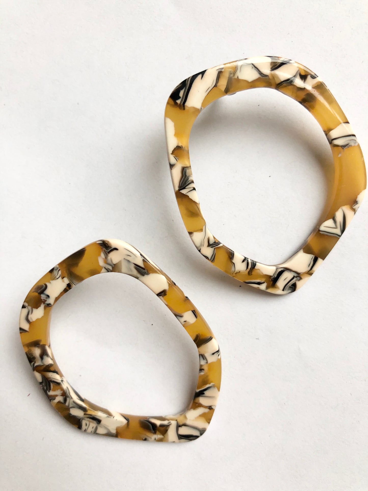 Wobbly Hoop Earrings