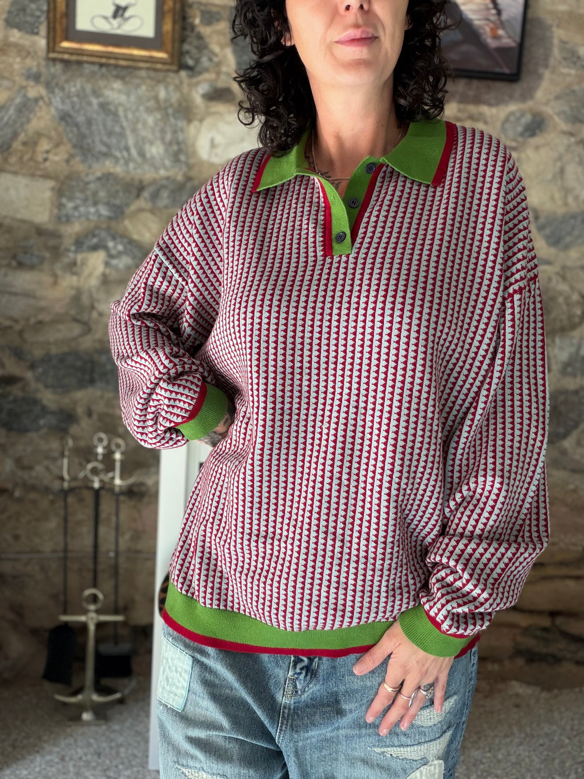 BURGUNDY BLUE SWEATER - SIZE ONE