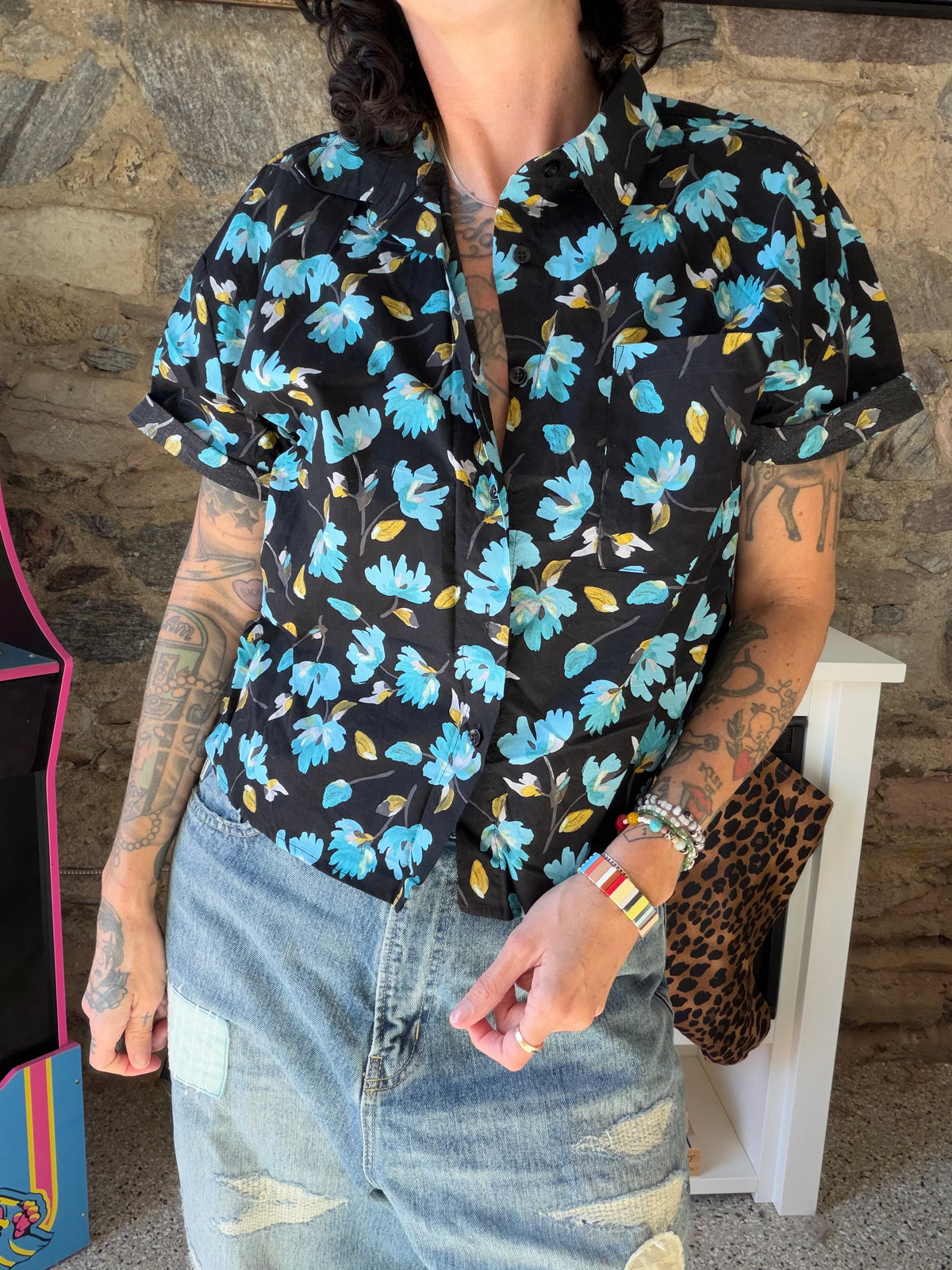 FLORAL SHIRT - MED