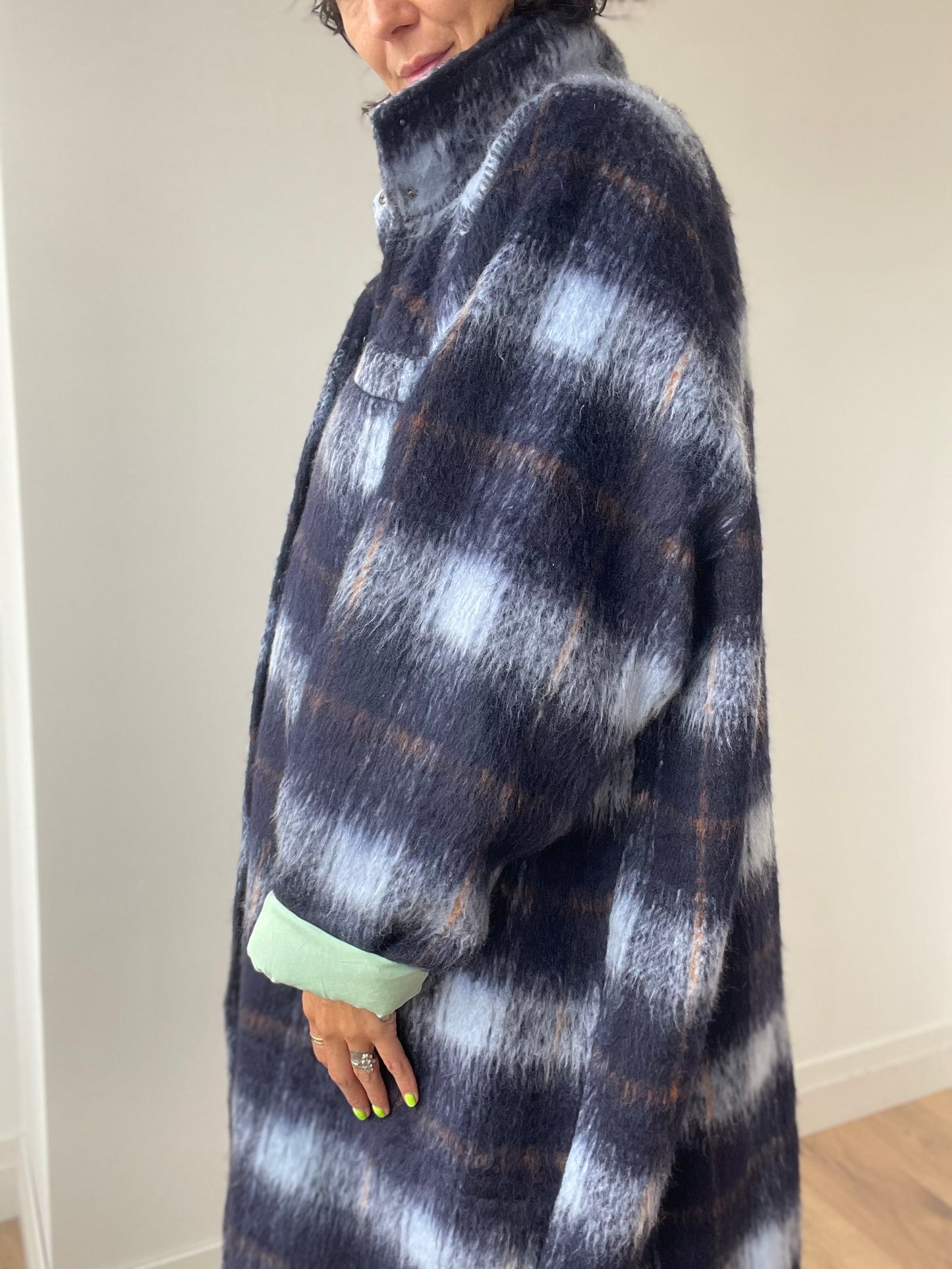 Blanket Jacket - Navy Plaid