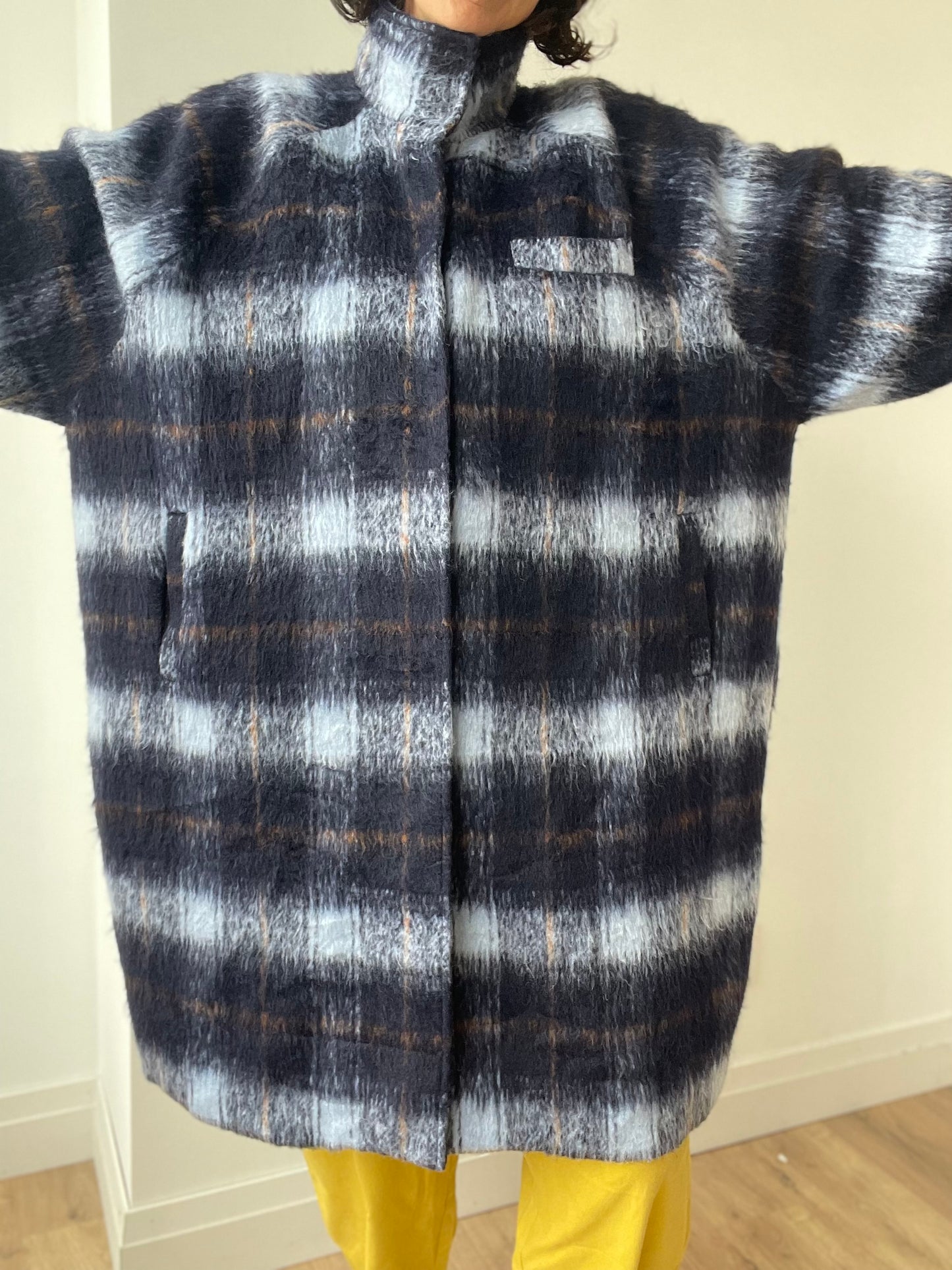 Blanket Jacket - Navy Plaid